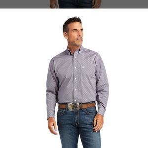 Ariat: Men’s Tenzin Stretch Poppies Classic Fit Shirt